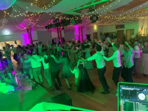 Hochzeitsparty DJ NRW DJ Chris Döring sorgt für unvergessliche Feier in Bonn