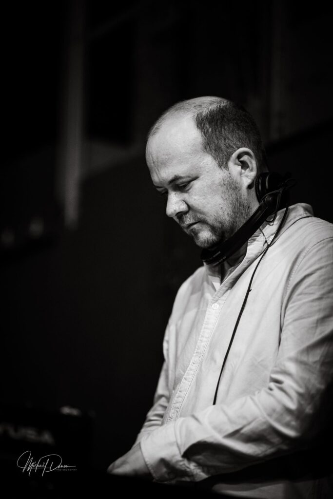 Music DJ Chris