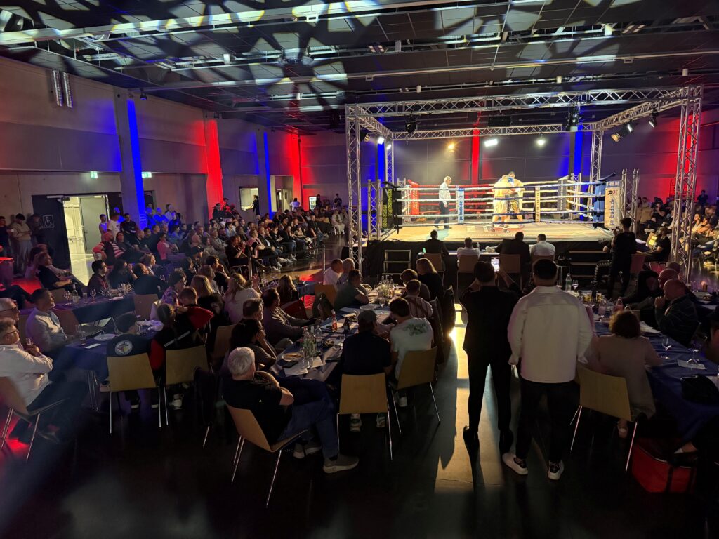 Music DJ Chris als Sport-Event-DJ bei der Fight Night in Meckenheim – Veranstaltungstechnik und DJ-Service